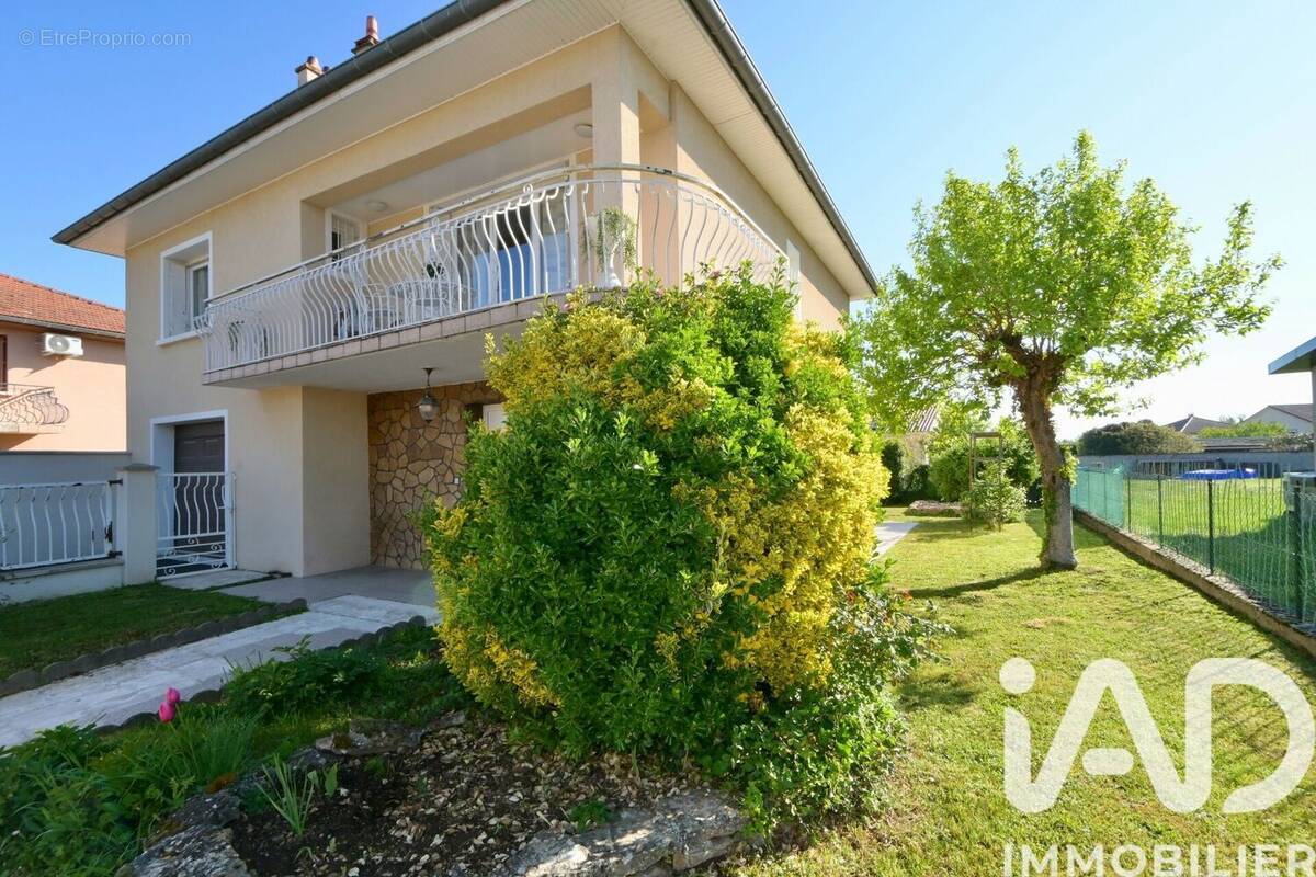 Photo 1 - Maison à PUSIGNAN