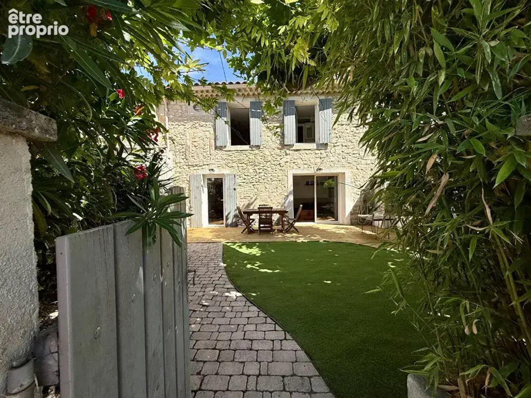 Maison à vendre avec jardin  centre ville Plan d'Orgon - photo 14