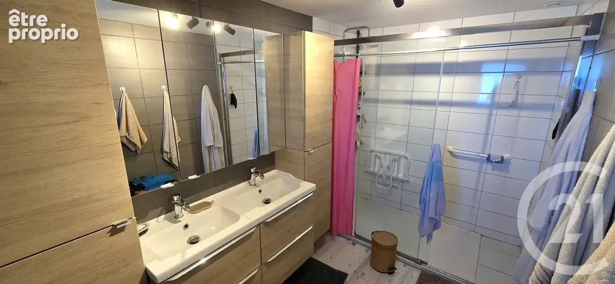 Maison 175 m² à Saint-Eusebe  - photo 6