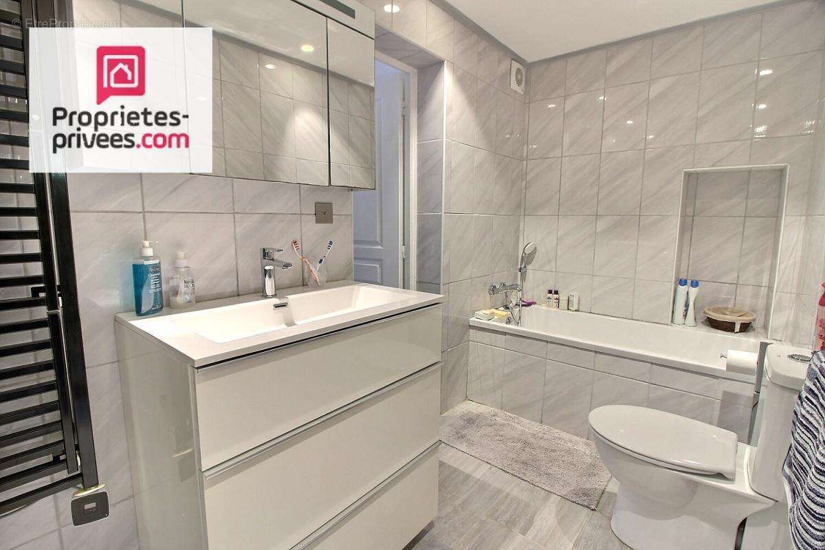 Maison à LA CROIX-VALMER