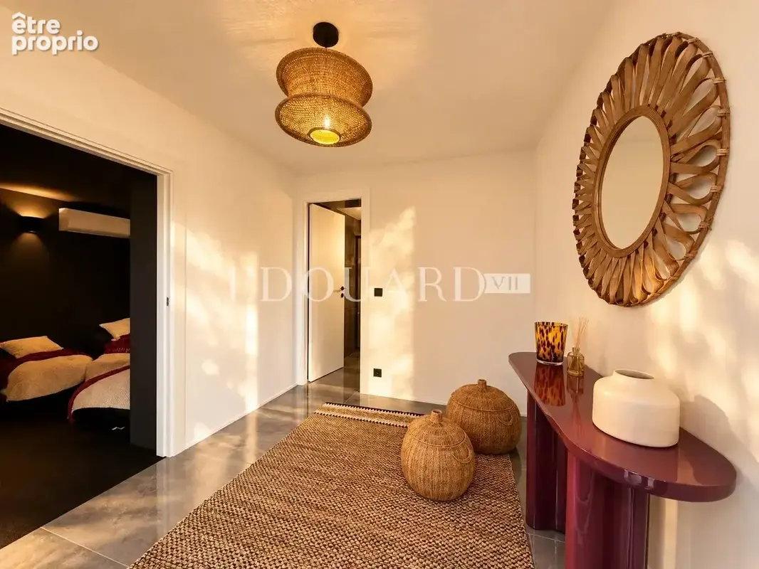 Demeure d’exception avec jardin, piscine, jacuzzi et panorama extraordinaire sur la baie de Menton - photo 23