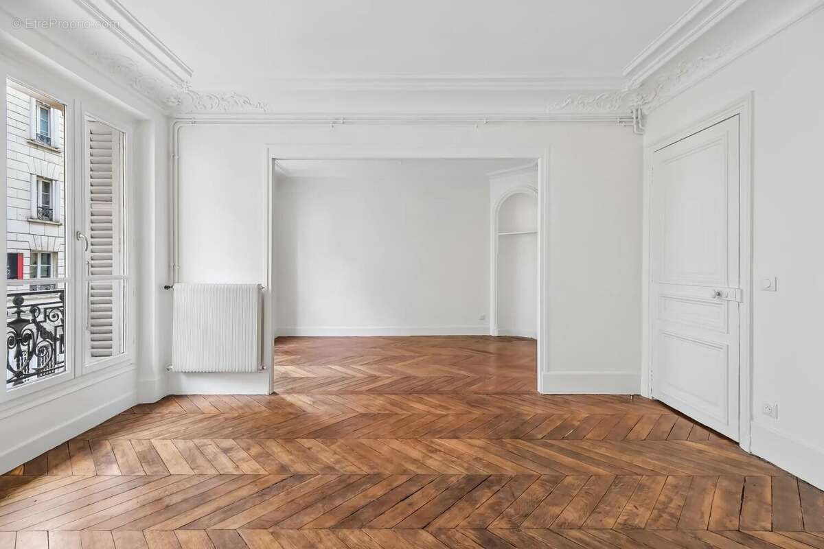 Appartement à PARIS-9E