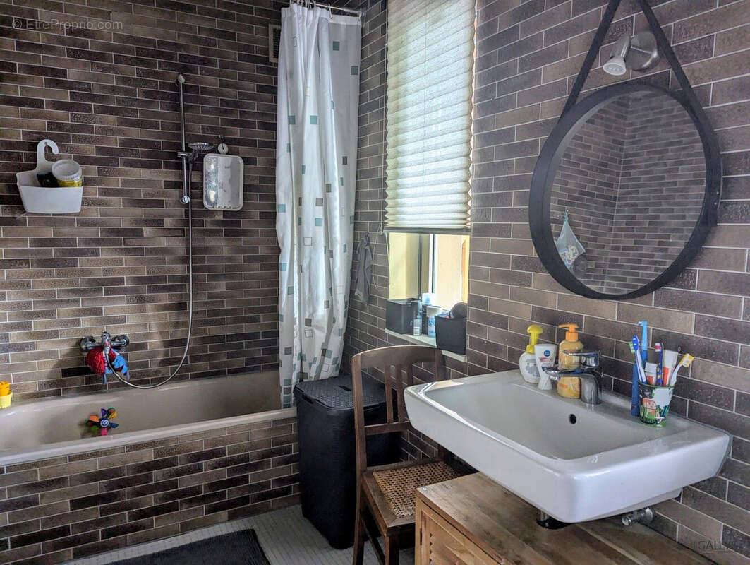 Maison à BOUZONVILLE