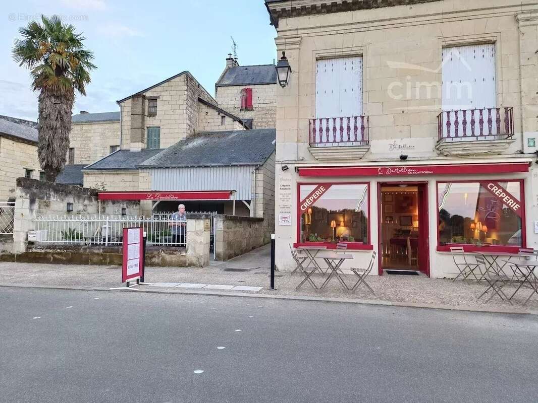 Commerce à MONTSOREAU