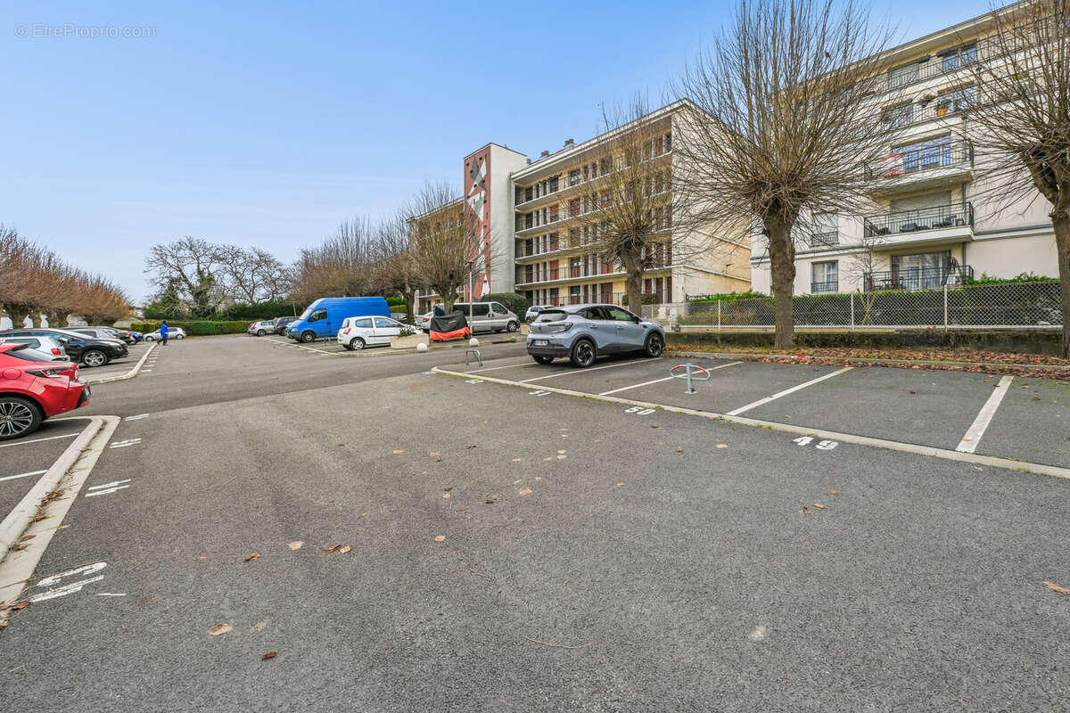 Appartement à CHATILLON