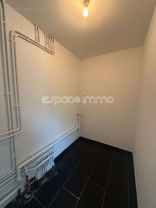 Maison à SAINT-LEGER-DU-BOURG-DENIS