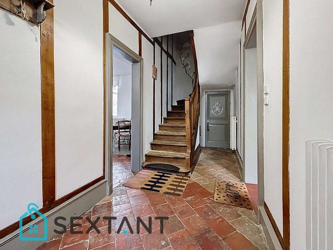 Maison de Maître 132 m2 - photo 9