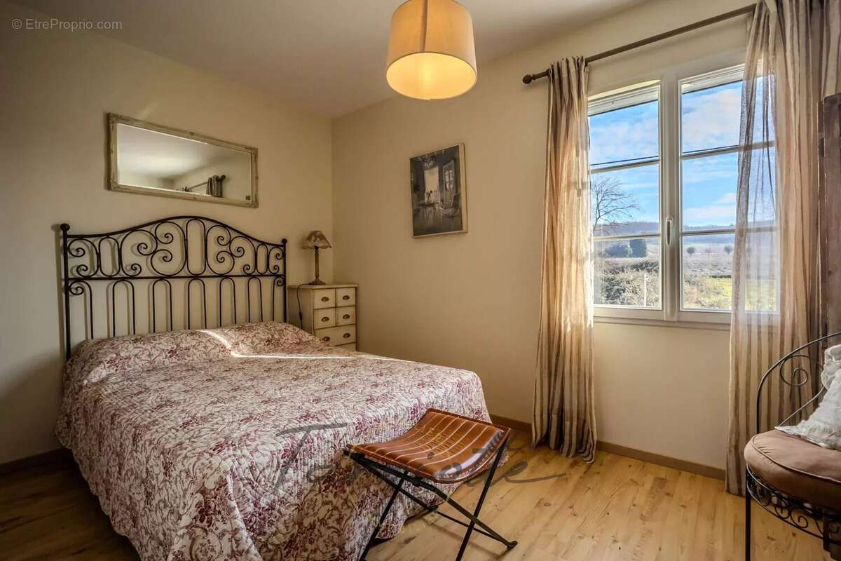 VILLA - 10672 - photo 15