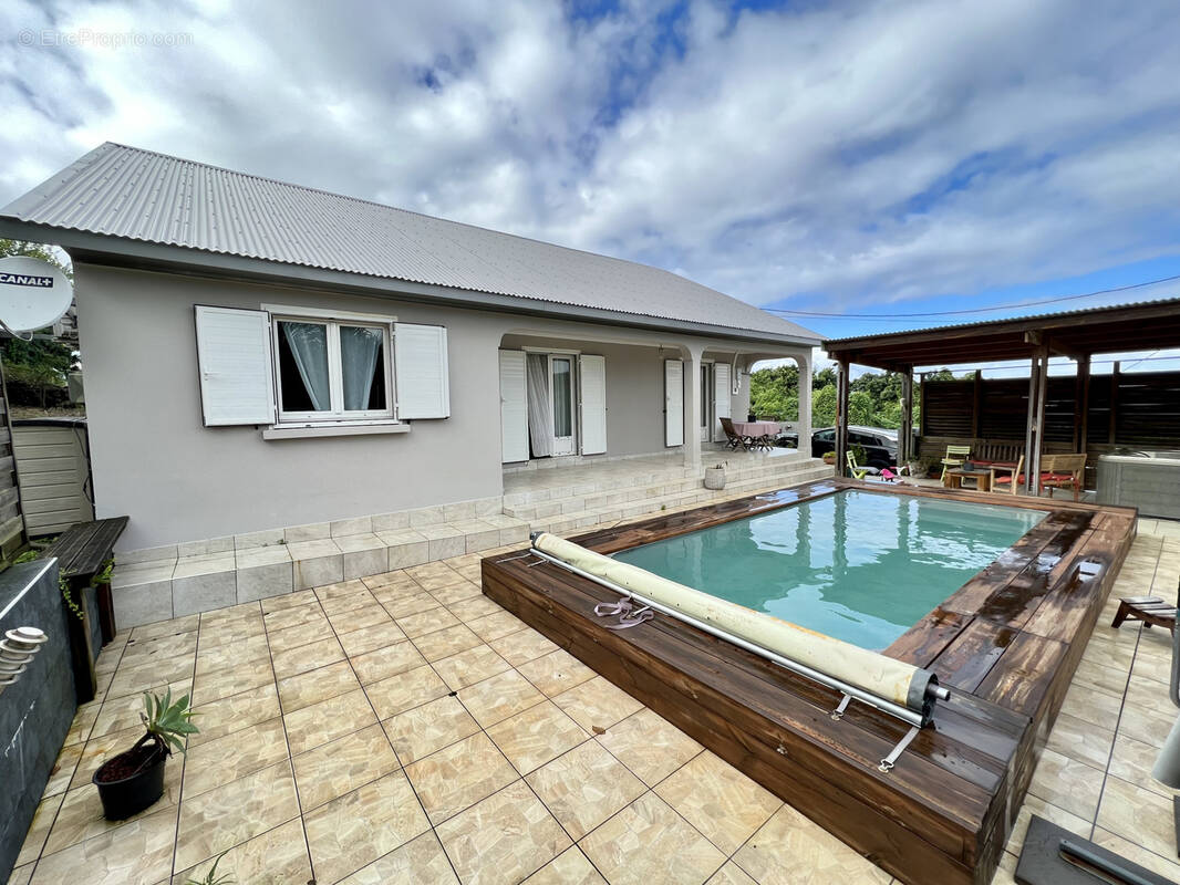 Maison à SAINT-JOSEPH