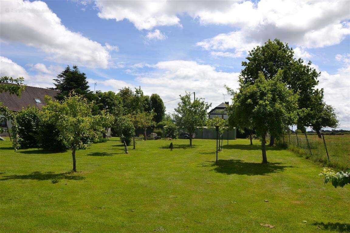 Maison 169 m² à Saint-Evroult-Notre-Dame-Du-Bois  - photo 16