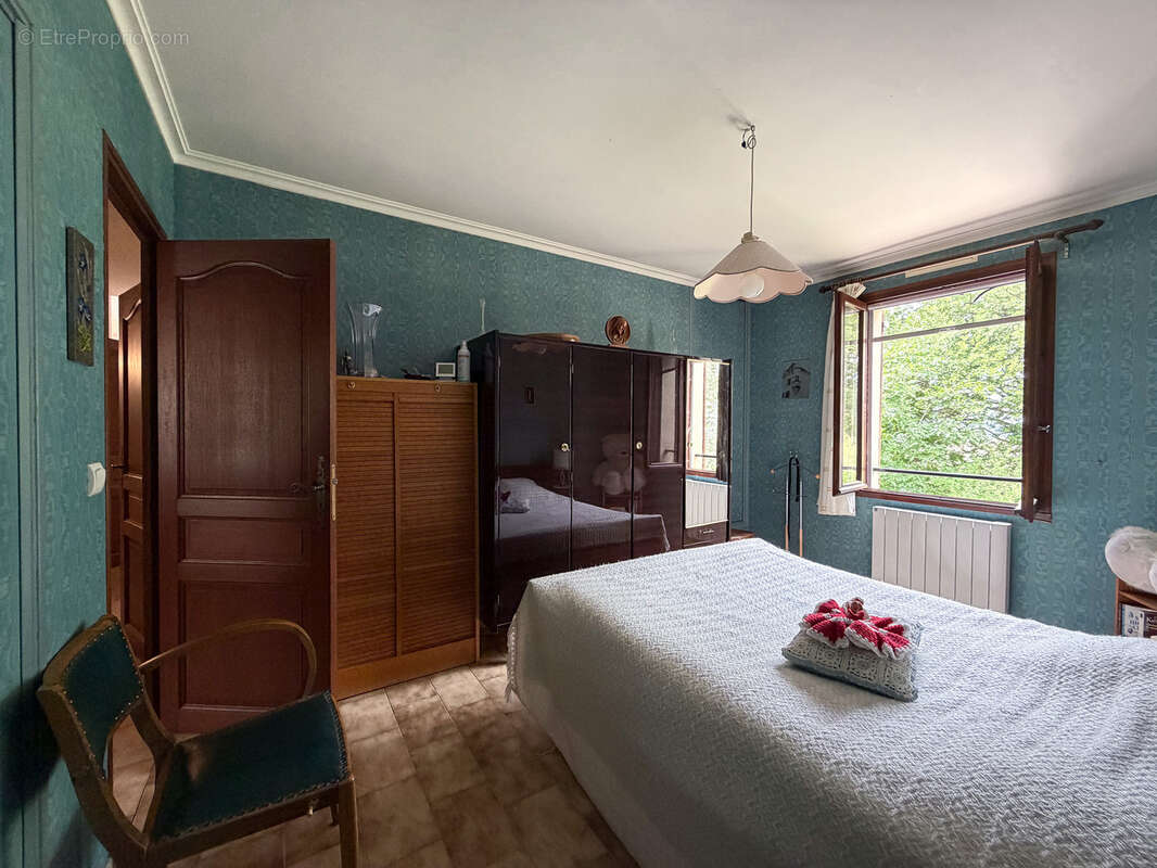 Maison à GREOUX-LES-BAINS