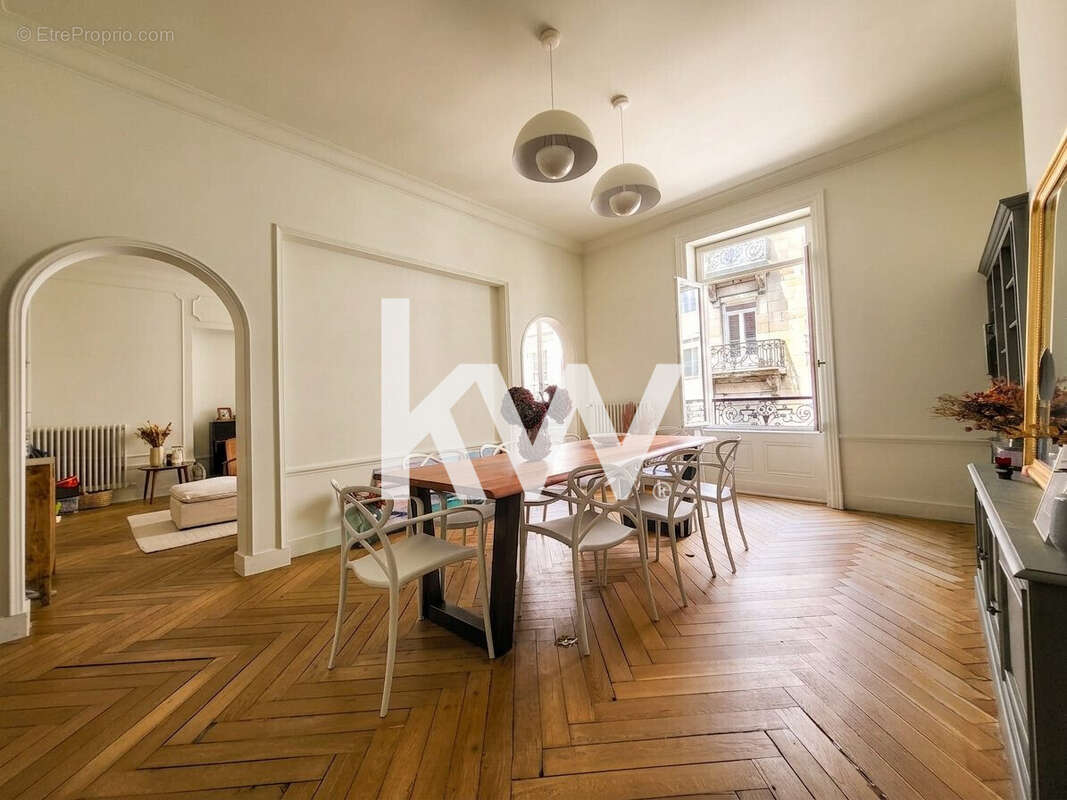 Appartement 166 m² à Saint-Etienne  - photo 5