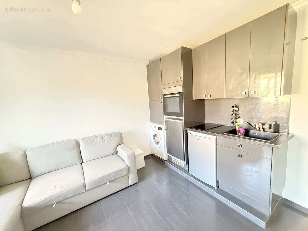 Appartement à SANARY-SUR-MER