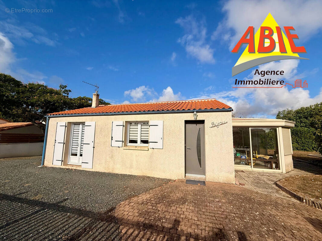 Photo 1 - Maison à AUZAY