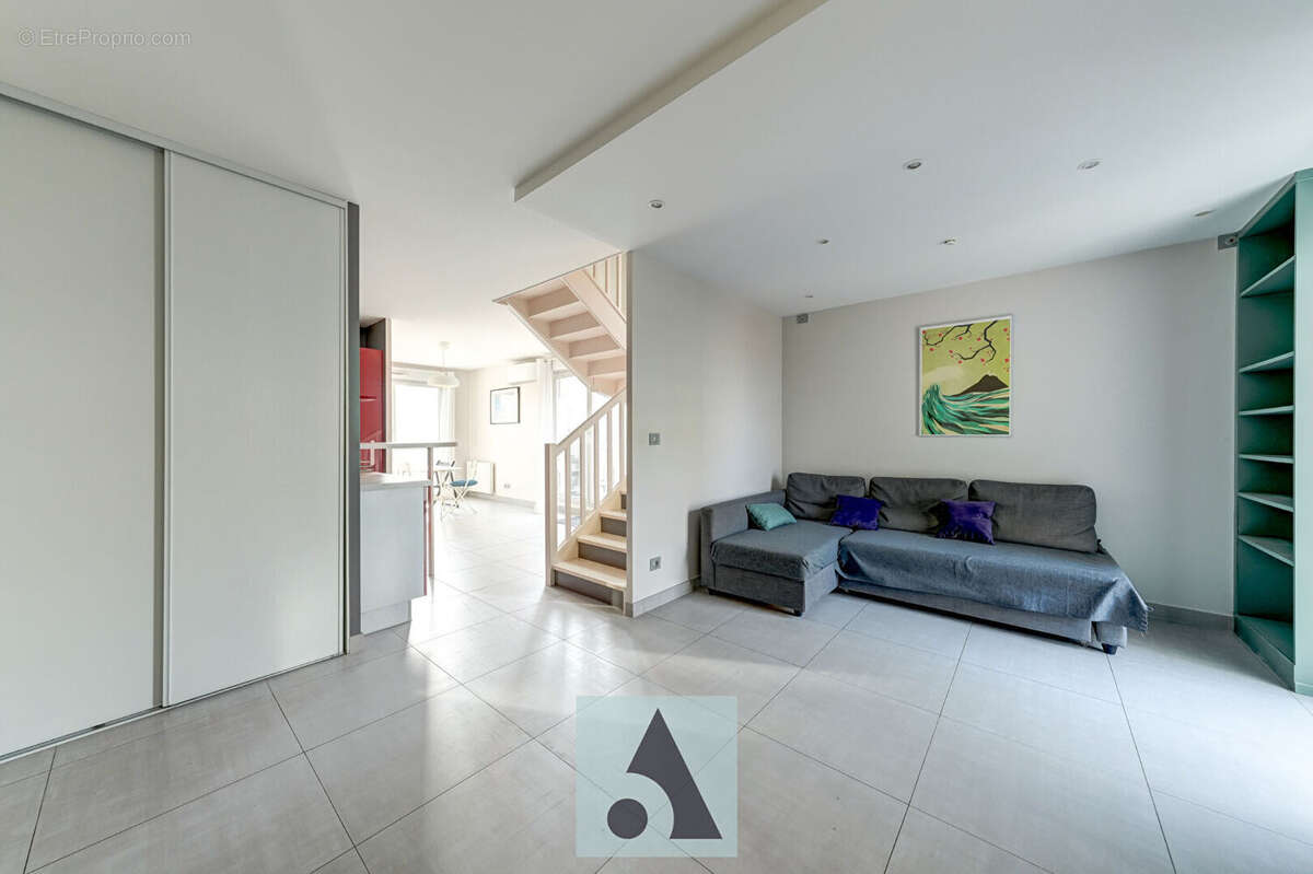 Appartement à LYON-8E