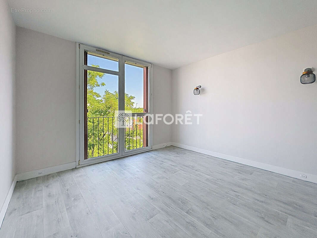 Appartement à ROMAINVILLE