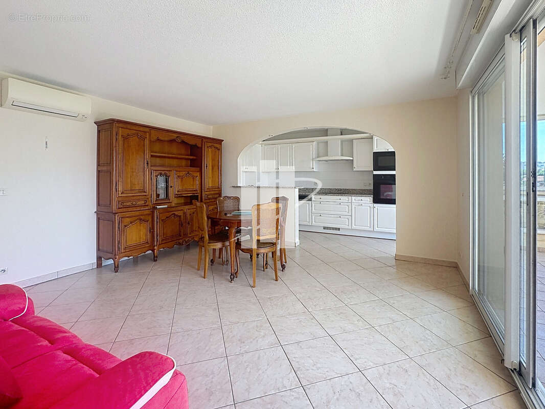 Appartement à SAINT-RAPHAEL