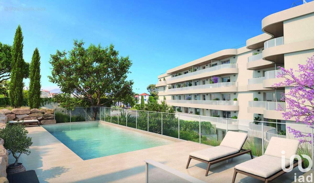 Appartement 84 m² à Saint-Laurent-Du-Var  - photo 4