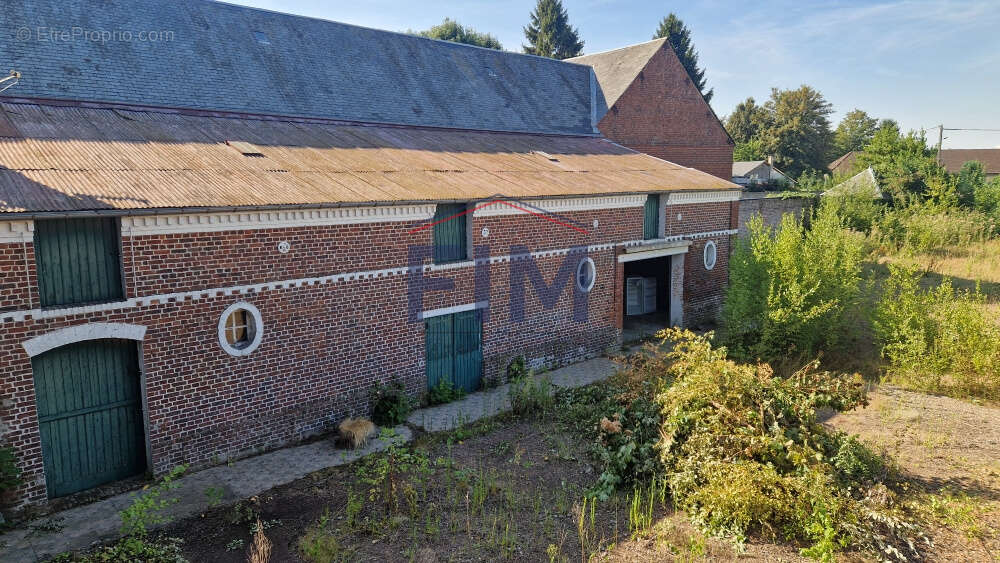 Ensemble immobilier à rénover - photo 13