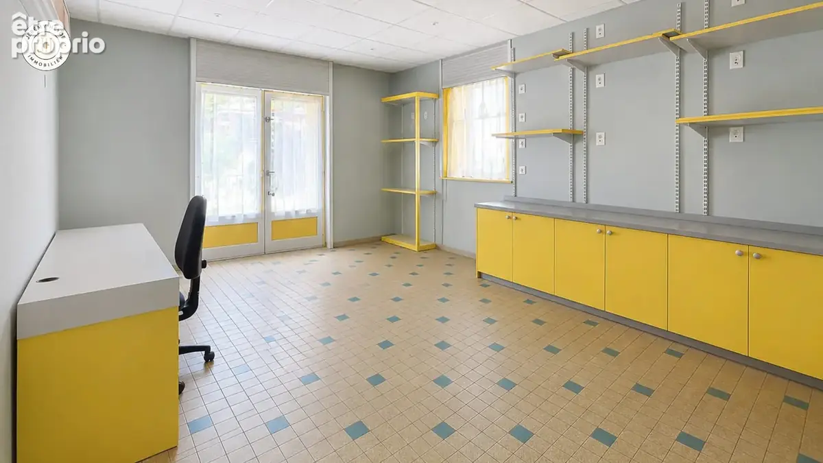 Maison 187 m² à Montrottier  - photo 7