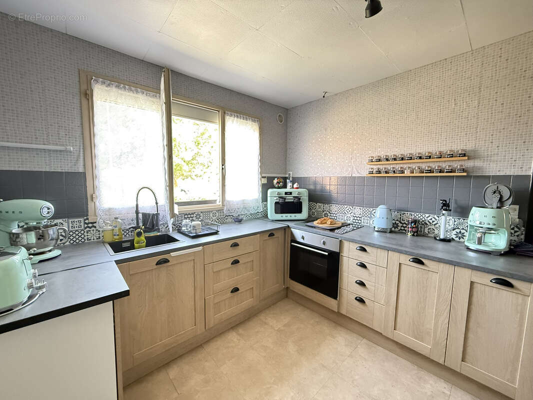 Maison de plain-pied - tours nord - 3 chambres et annexe - photo 4