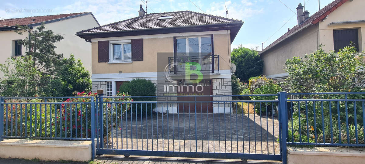 Maison à CHAMPIGNY-SUR-MARNE