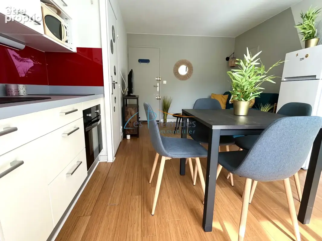 Studio cabine avec grande loggia, parking - photo 3