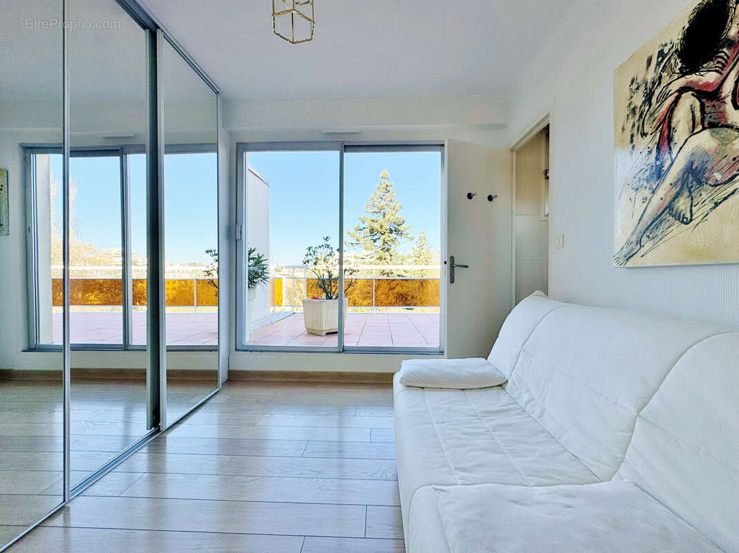 Appartement en Duplex Dernier Etage Entièrement sur Terrasses - photo 13