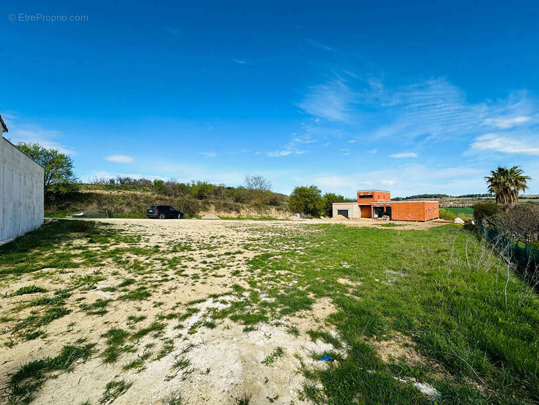 Terrain à BEZIERS
