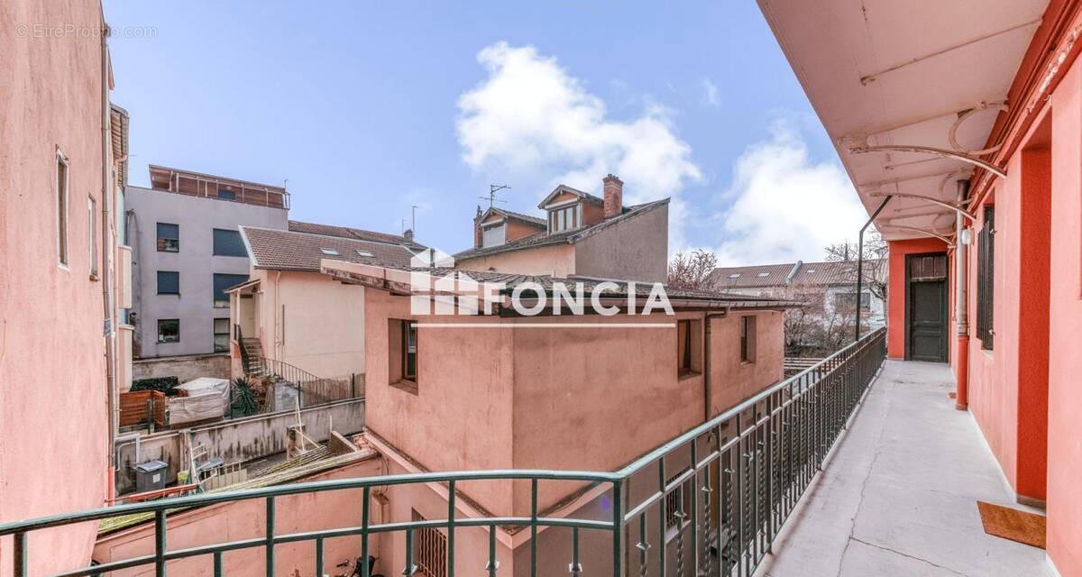 Appartement à VILLEURBANNE