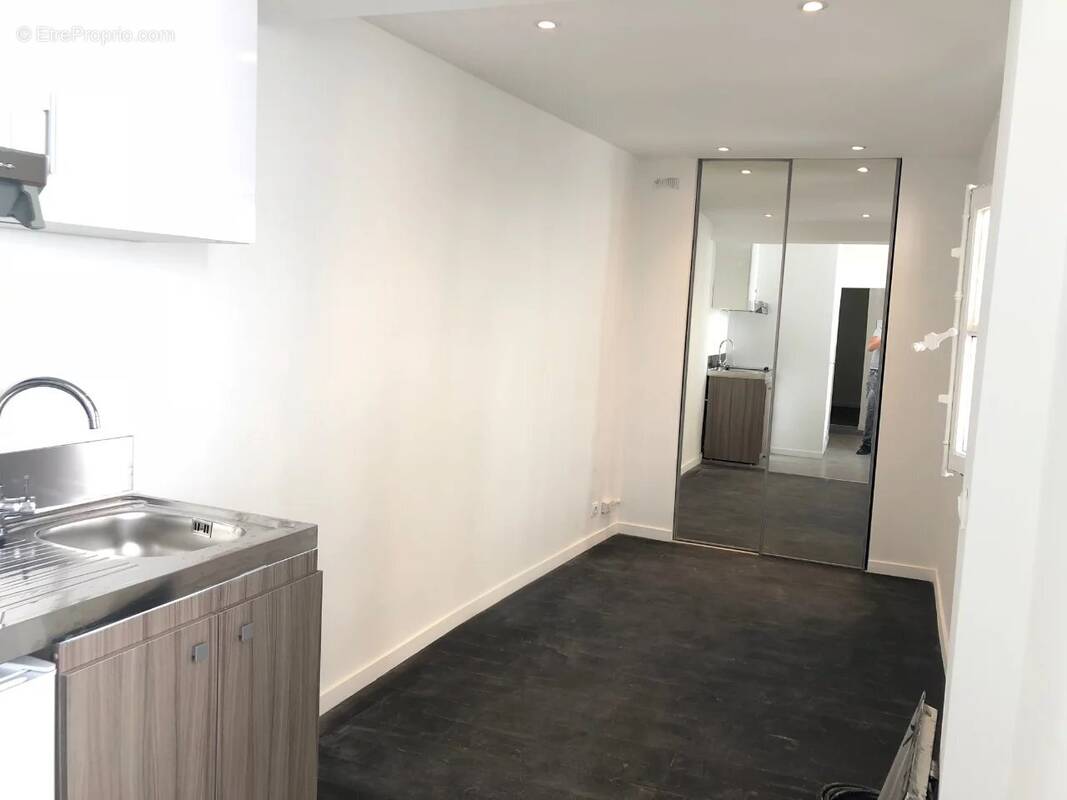 Appartement à MARSEILLE-6E