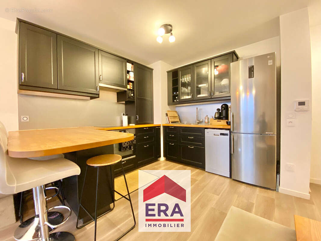 Appartement à SARTROUVILLE