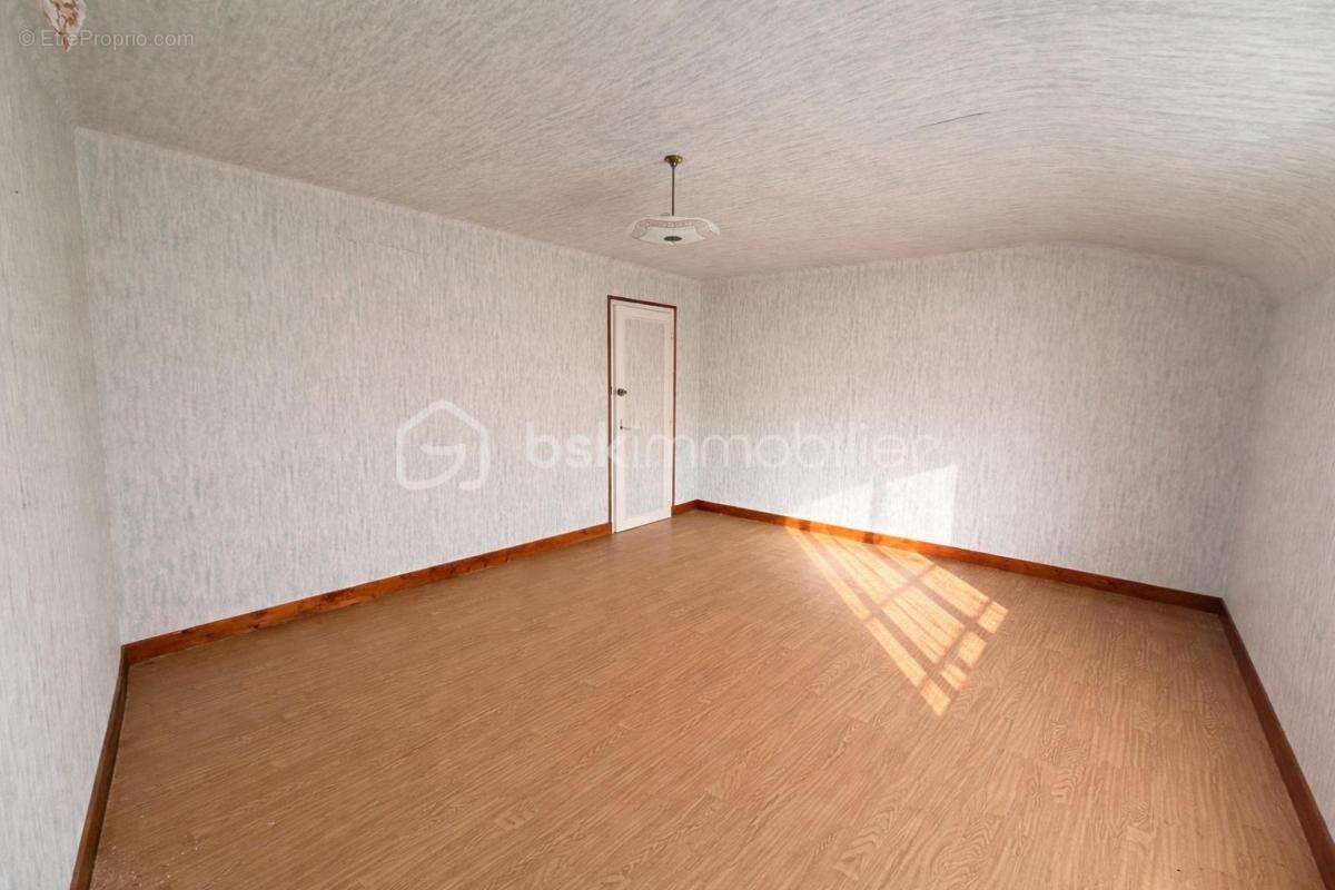 Appartement à MEREVILLE