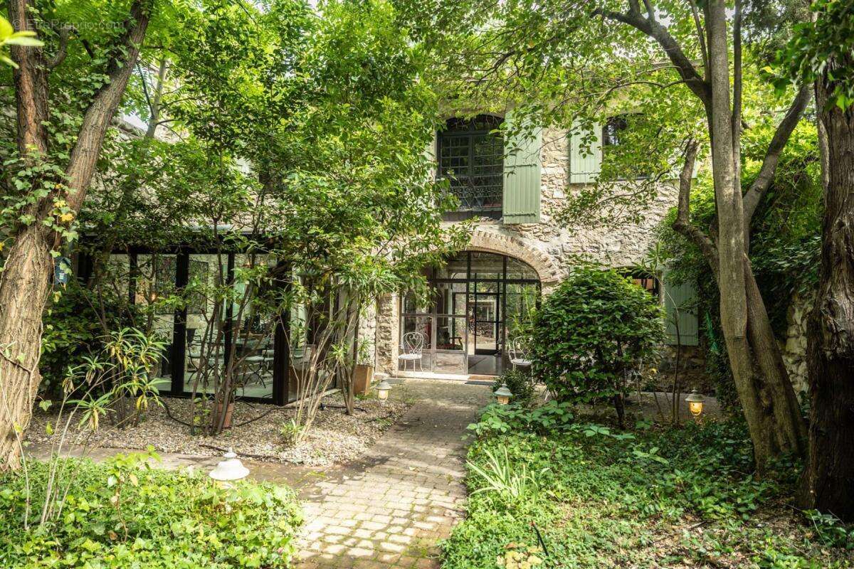 Maison à VAISON-LA-ROMAINE