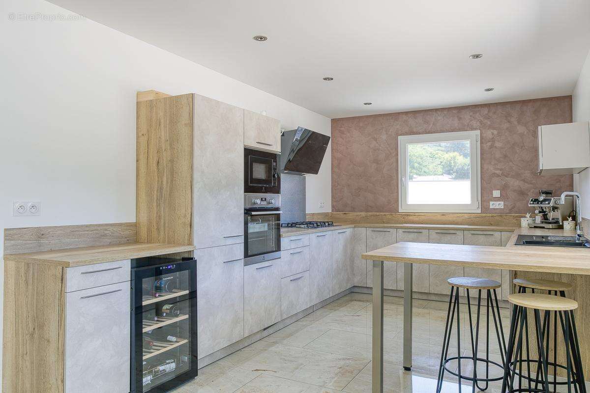 Maison à SAINT-SAVIN