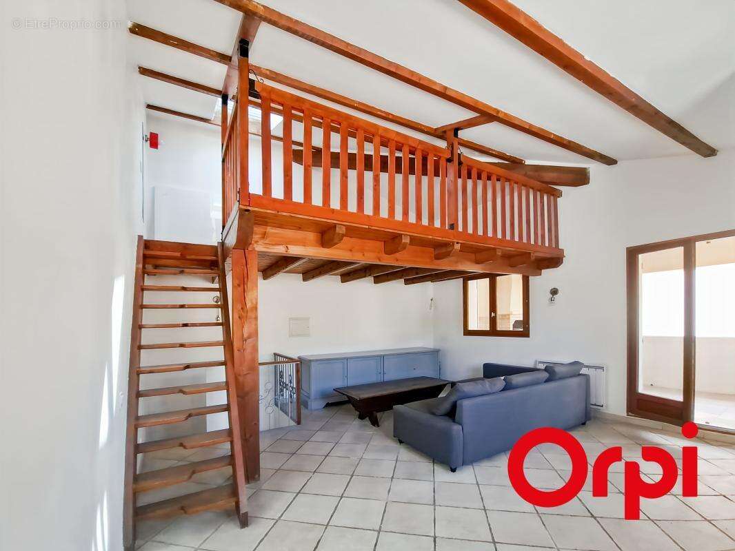 Maison à MEYRARGUES