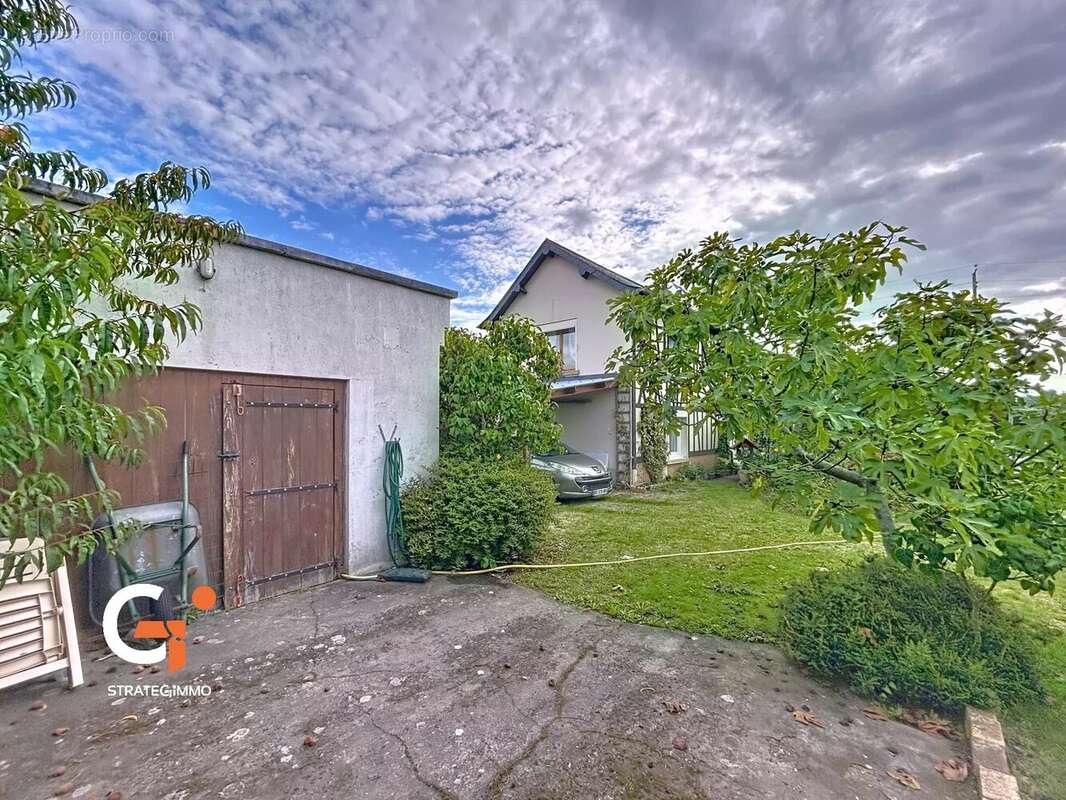 Maison à LA BOUILLE