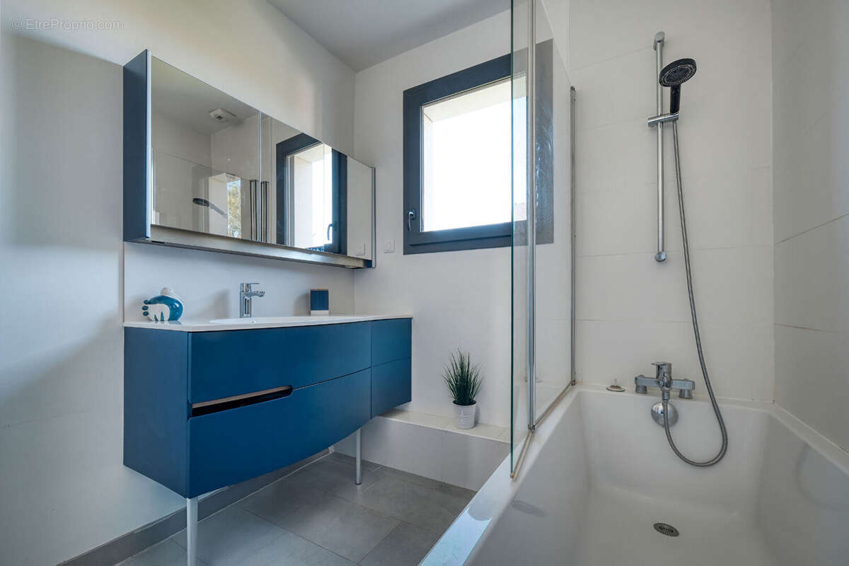 Maison à MAREIL-MARLY