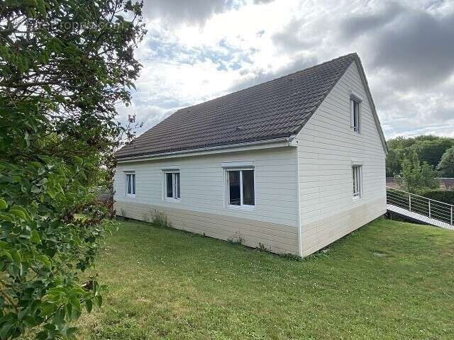 Maison 157 m² à Maignelay-Montigny  - photo 3