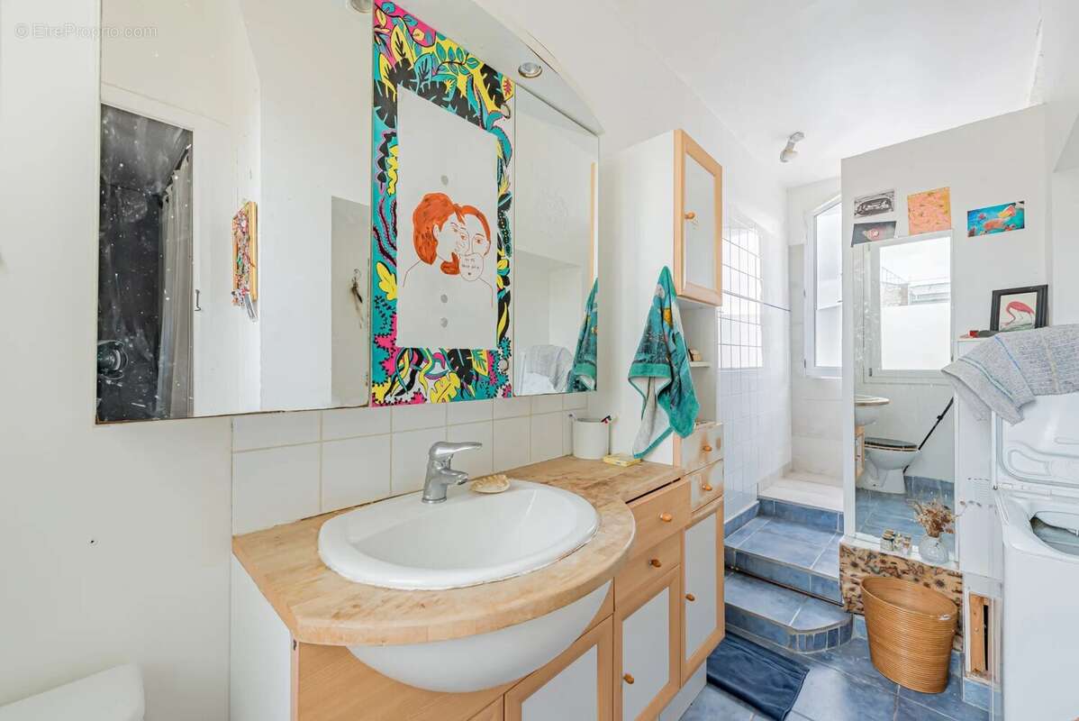 Appartement à PARIS-20E