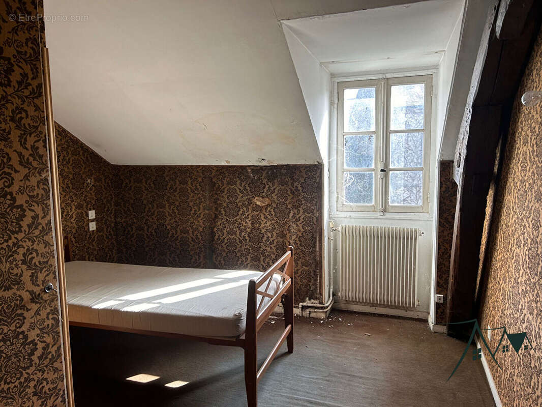 Appartement à SAINT-AMAND-MONTROND