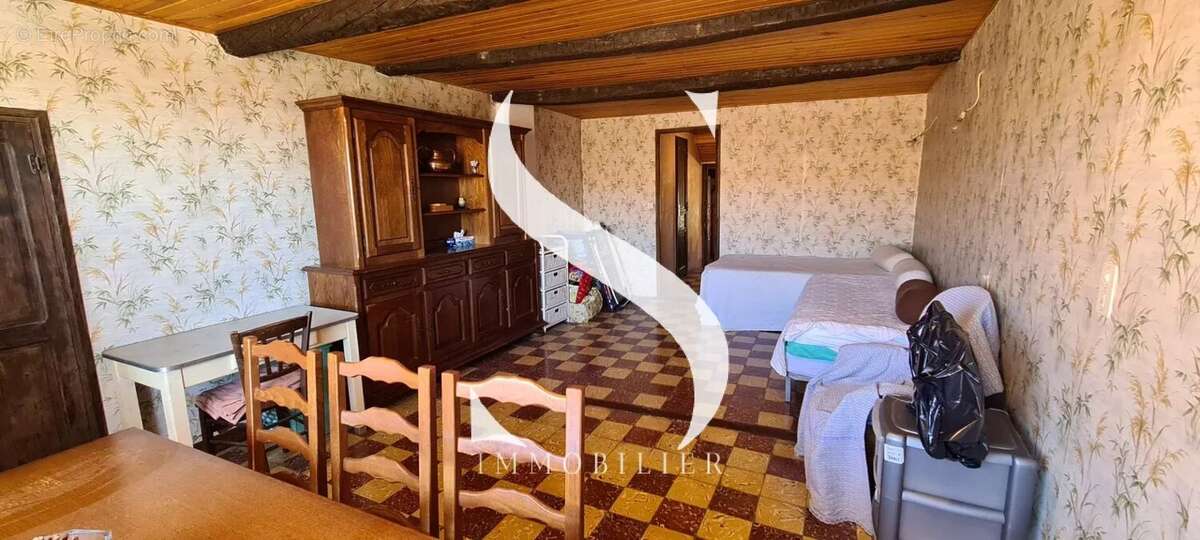 Appartement à TOUDON