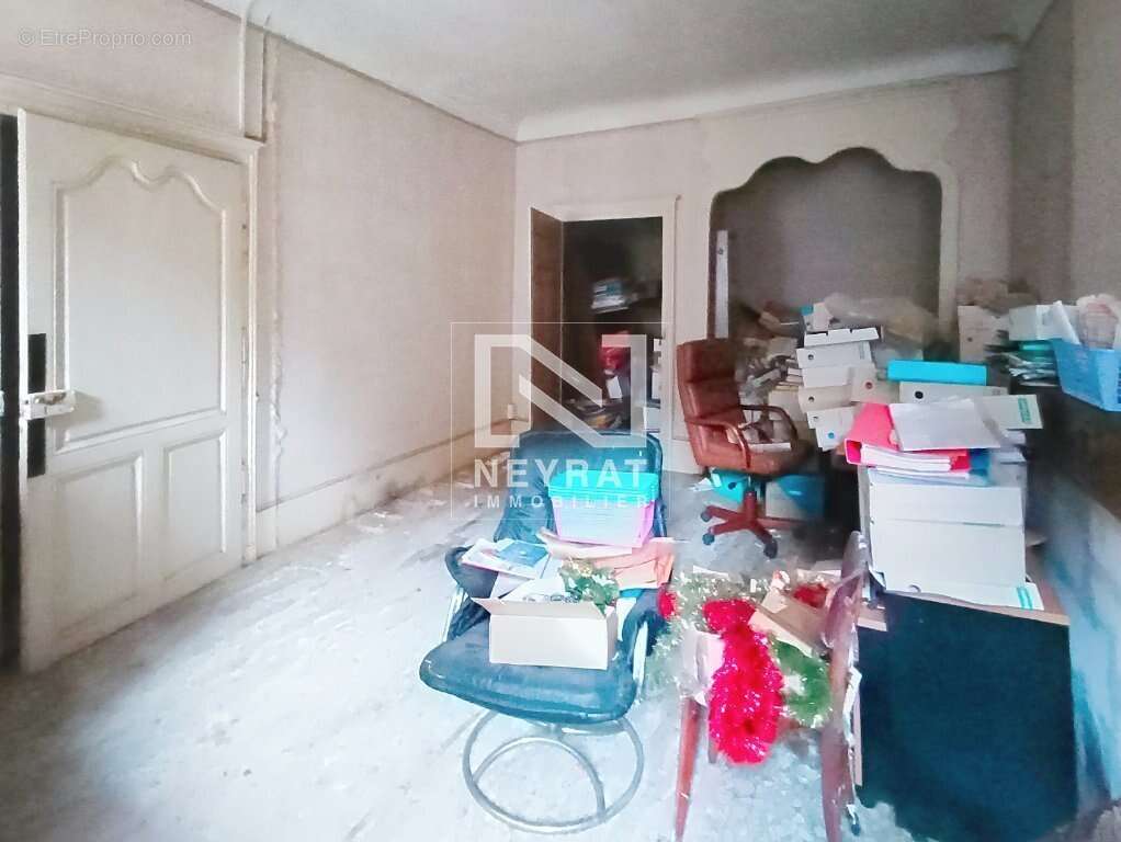 Appartement à AUXONNE