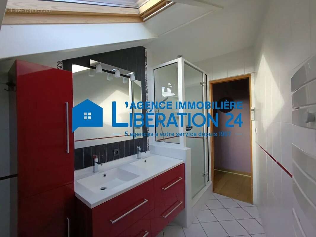 Appartement à SAINT-ETIENNE
