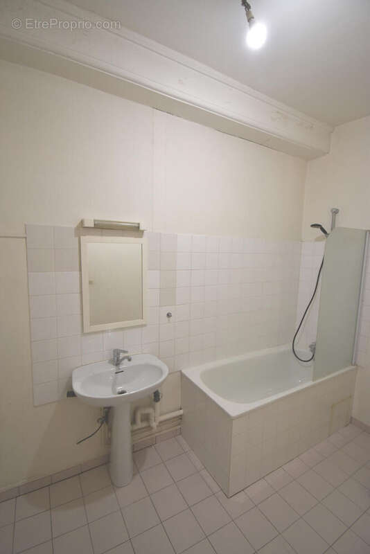 Photo 2 - Appartement à VILLEFRANCHE-SUR-SAONE