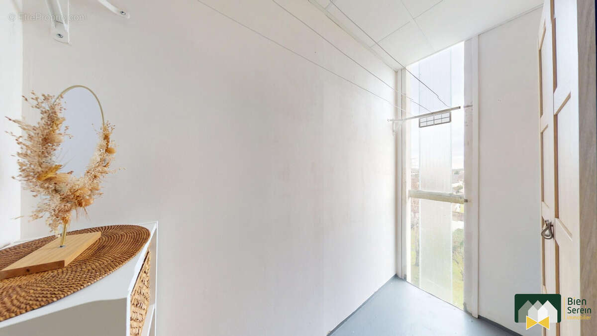 Appartement à MAINVILLIERS