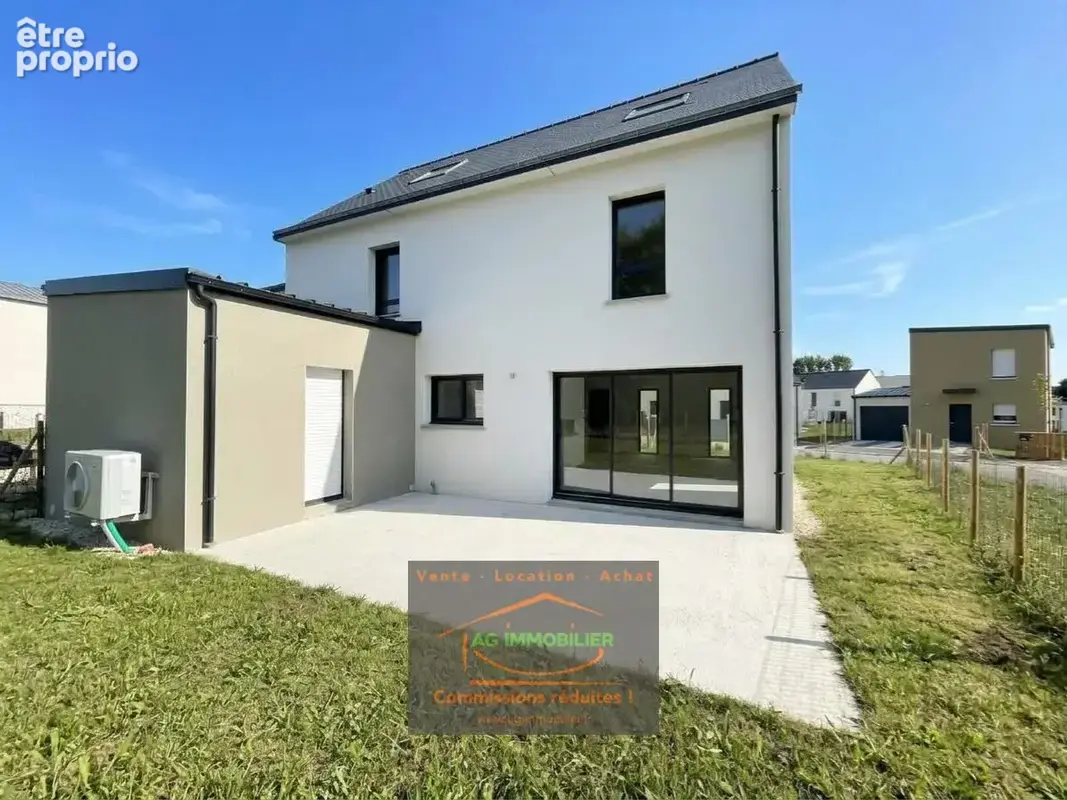 Photo Maison à La Chapelle-Des-Fougeretz au prix de 449 190€
