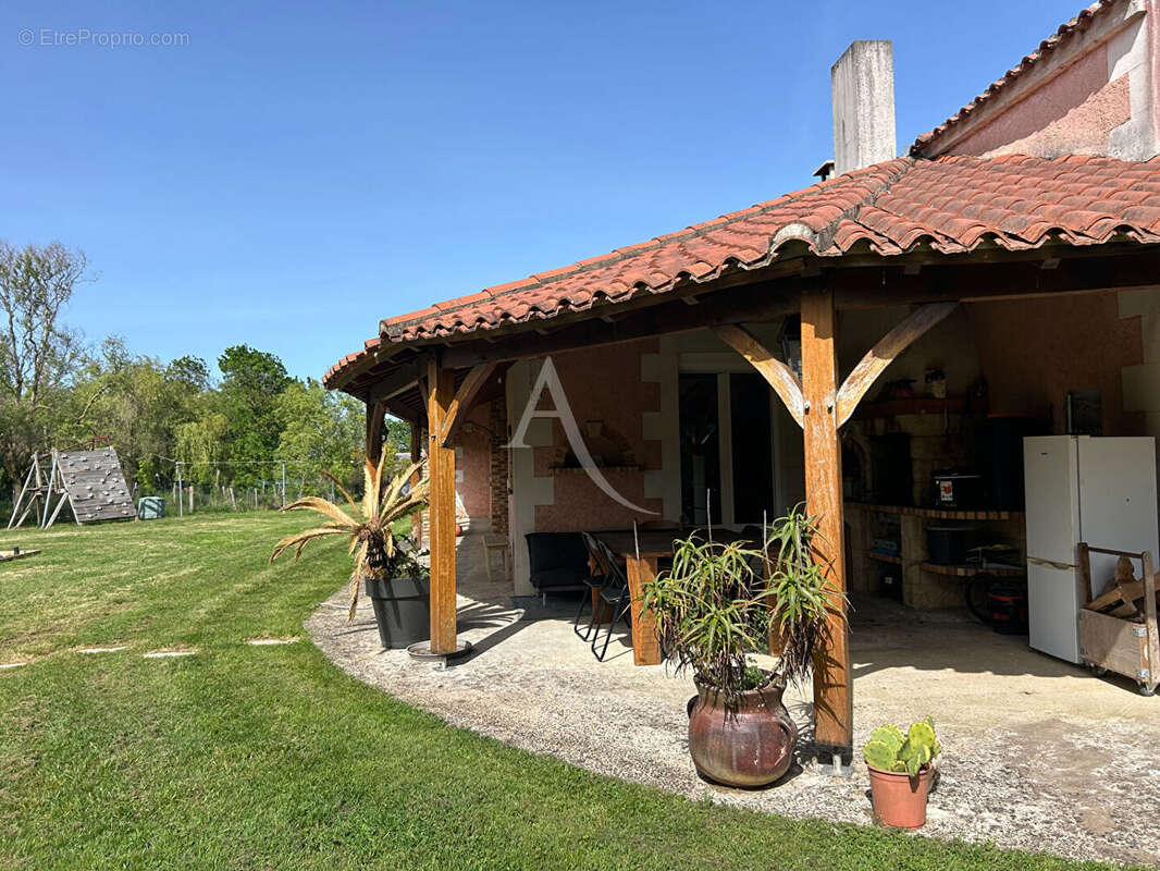 Maison à LE LANGON