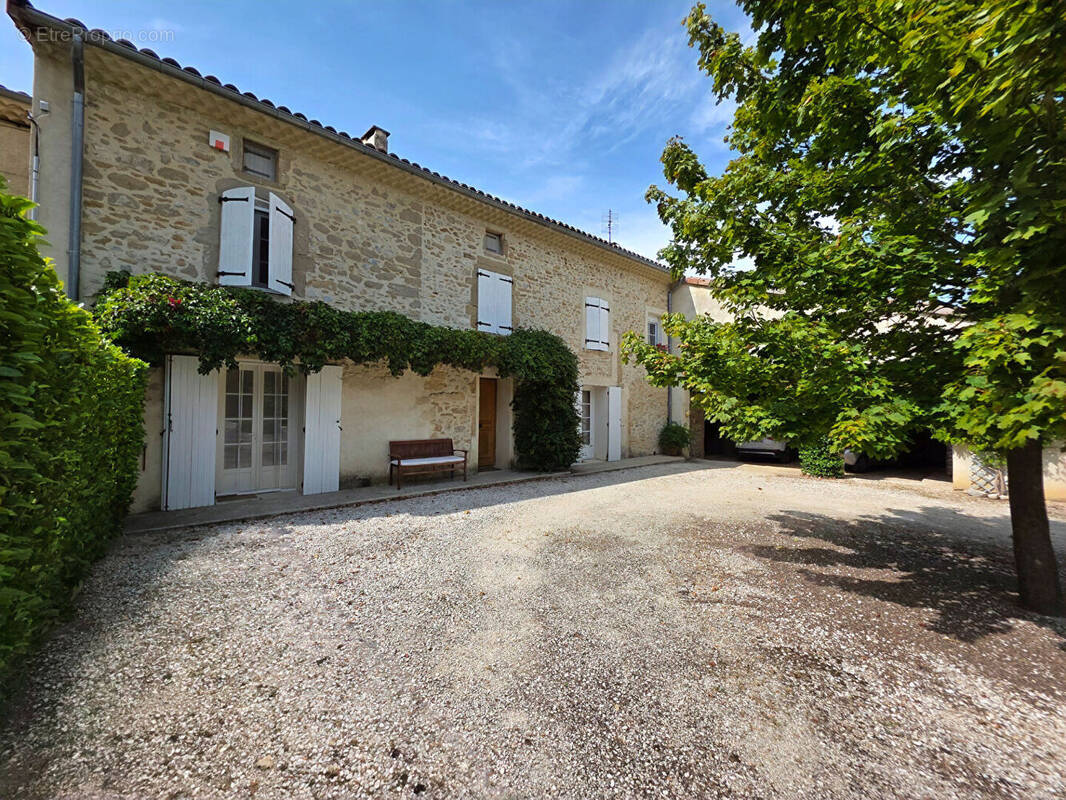 Maison à MONTMEYRAN