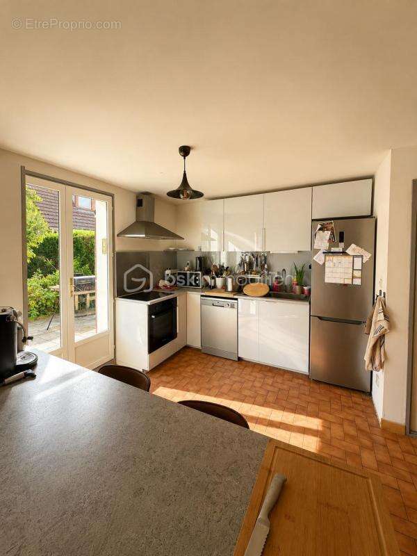 Maison familiale 98 m² avec garage, chalet et jardin de 777 m² — Chaumont-en-Vexin - photo 17